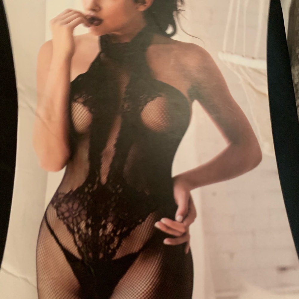 Body stocking.. one size.. fishnet